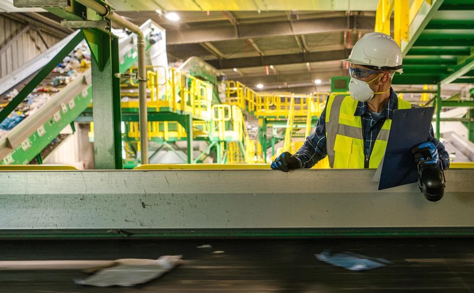 Сортировка начинается на кухне: как в России обращаются с отходами