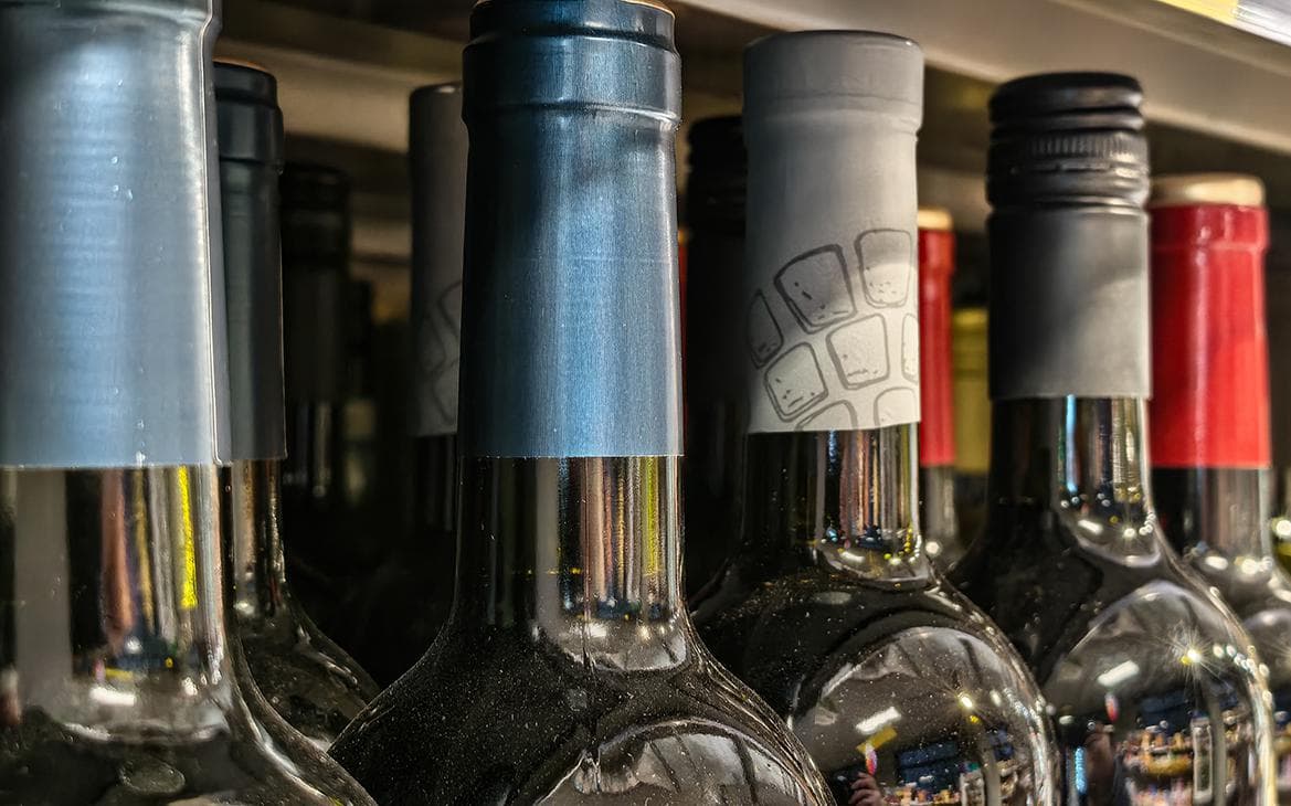 В Подмосковье с 1 марта ограничат продажу алкоголя в общепите во дворах