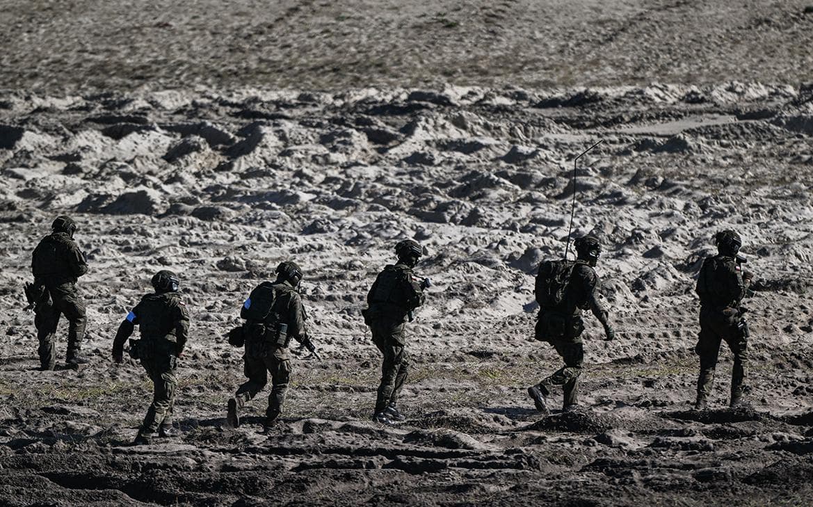 Президент Польши призвал создавать воинские части на востоке страны