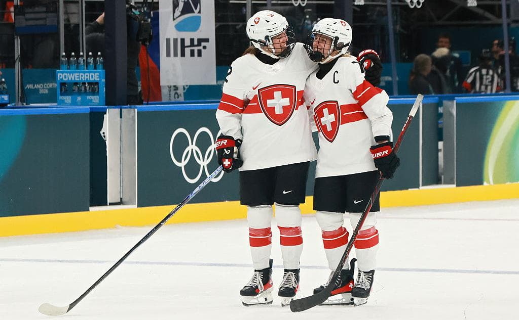 На Олимпиаде швейцарских хоккеисток изолировали из-за норовируса