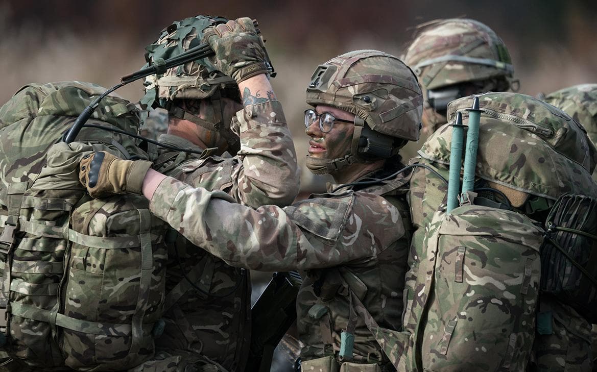 Британия начала подготовку к возможному размещению войск на Украине