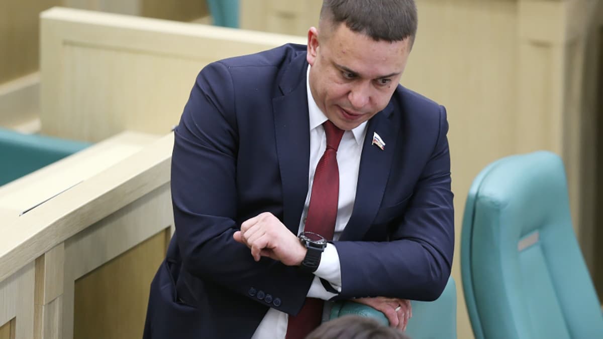 Ульяновскому сенатору-коммунисту Гибатдинову предложили перейти в Госдуму