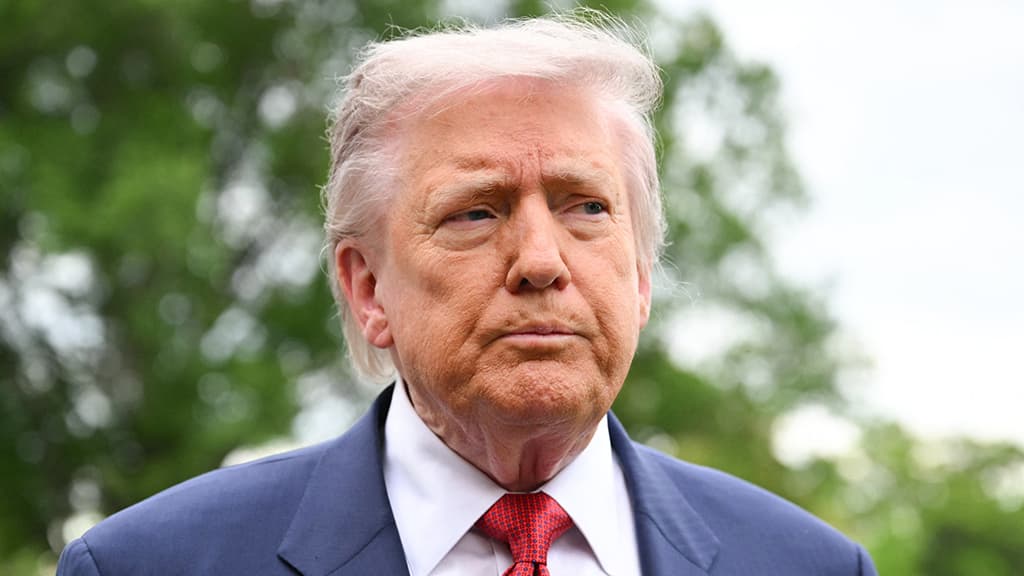 Зачем Дональд Трамп возобновил войну на Ближнем Востоке