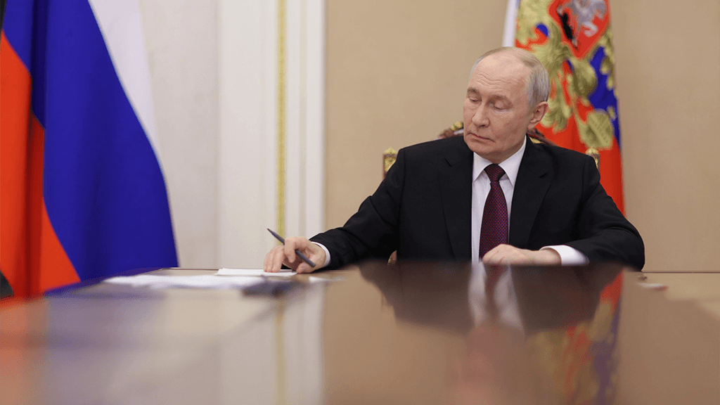 Главное из совещания Путина о ситуации с топливом и сообщения с Крымом