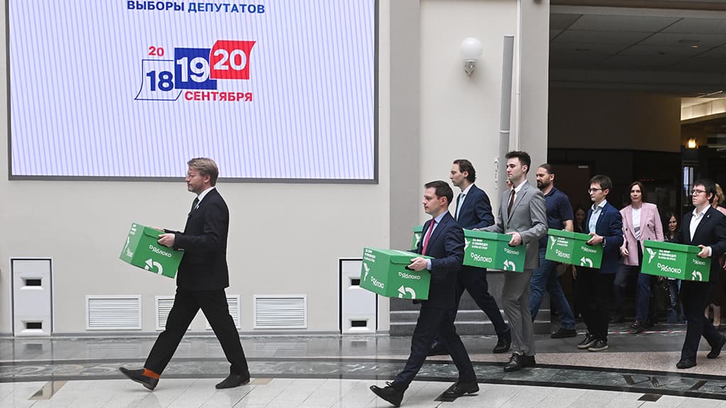 Что может помешать регистрации «Яблока» на выборах в Госдуму