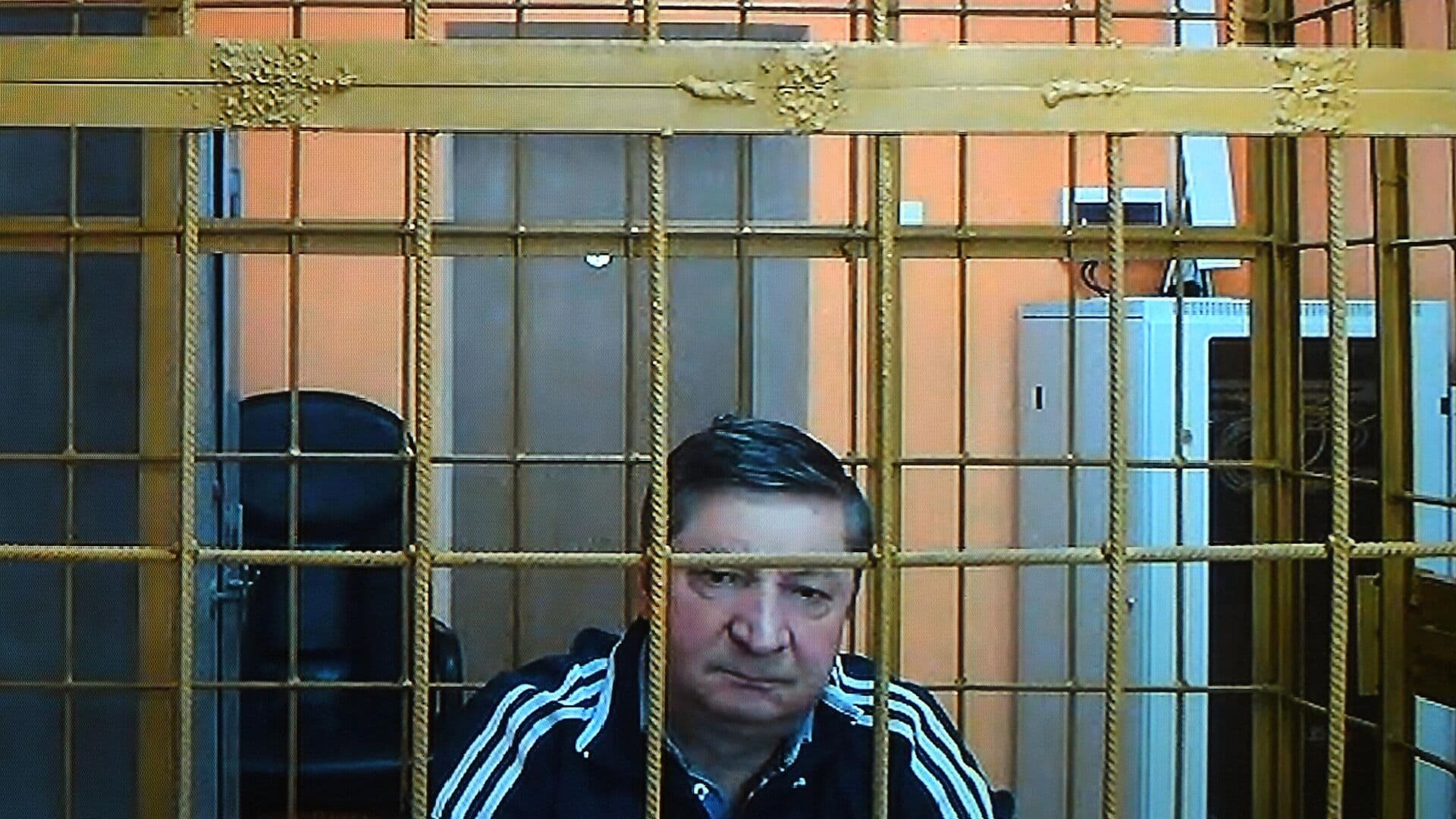 Суд увеличил срок до 19 лет колонии для экс-главного связиста ВС России