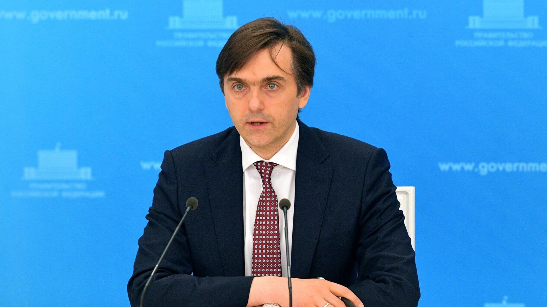 Указ об особом статусе учителя расширяет меры поддержки, заявил Кравцов