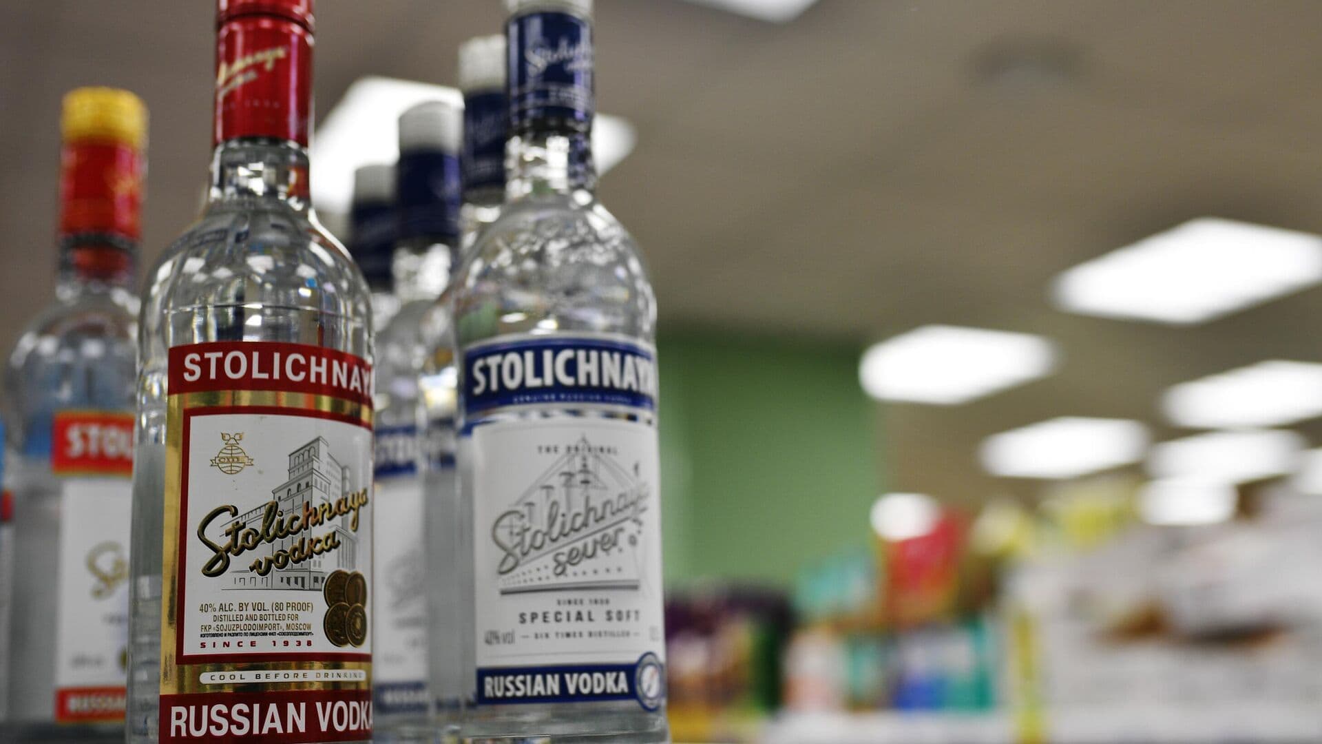 Названы регионы, где покупают меньше всего водки