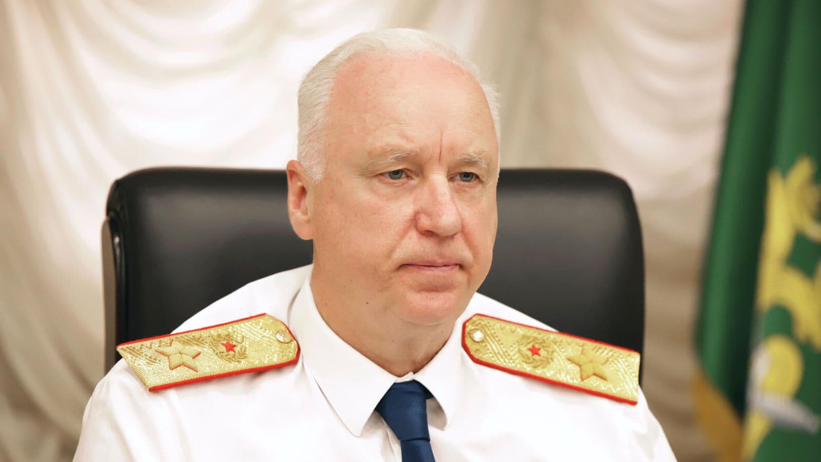 Бастрыкин поручил выяснить, видели ли осужденного за истязания детей