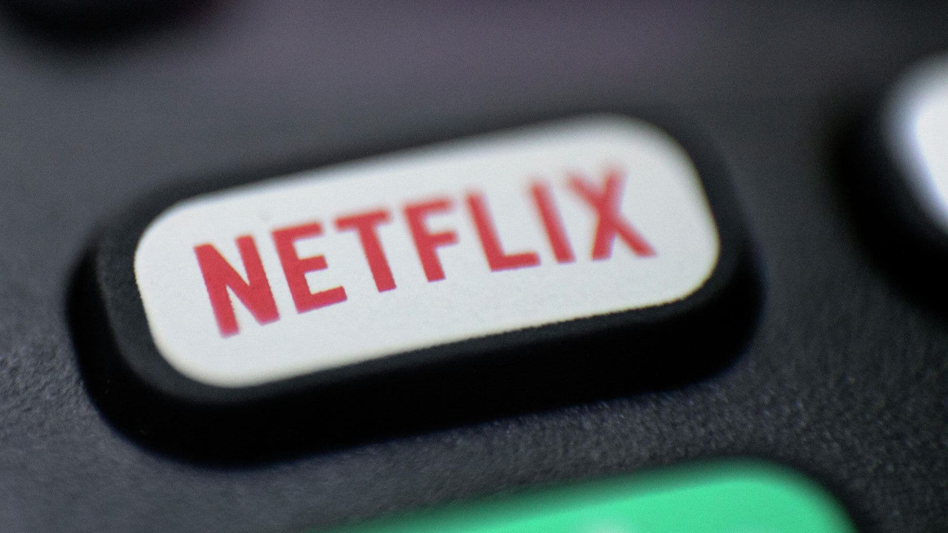 Суд рассмотрит иск о лишении Netflix брендов в России