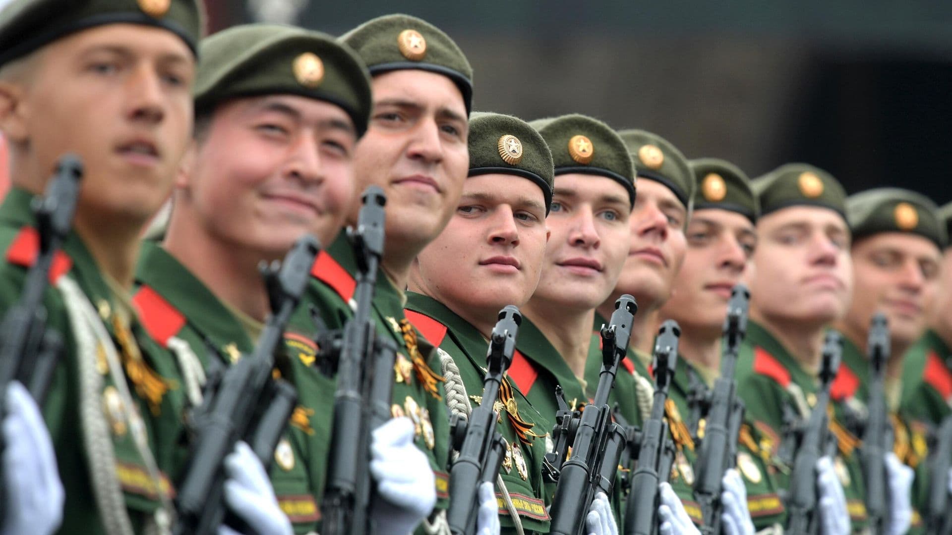 В России воссоздадут два военных вуза