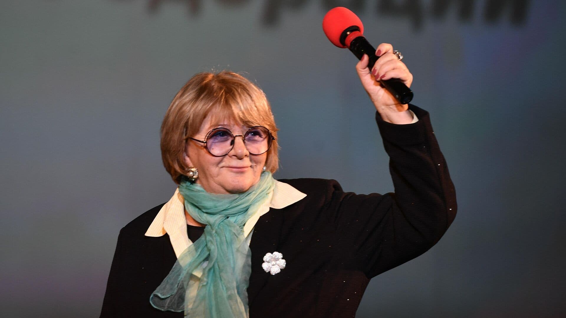 Алла Сурикова получила специальный приз кинопремии "Ника"