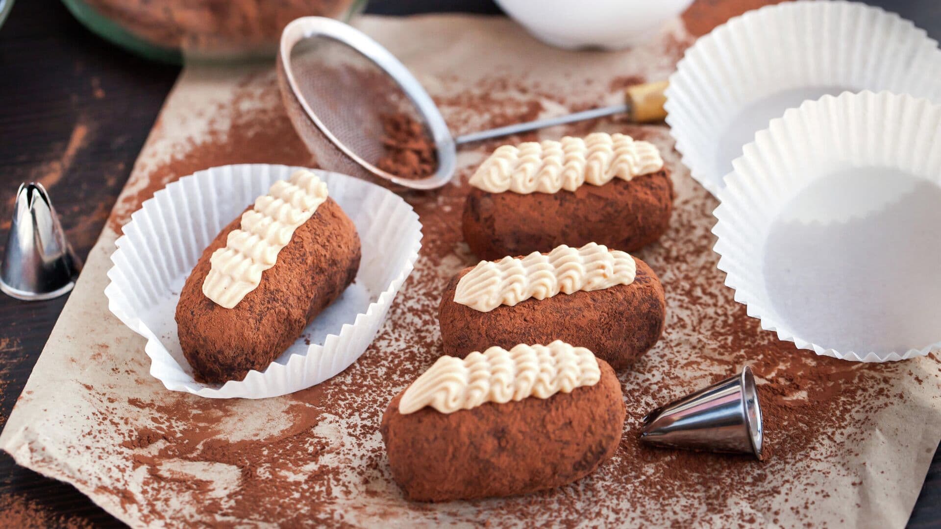 В России разработали ГОСТ на приготовление коржика и пирожного "картошка"