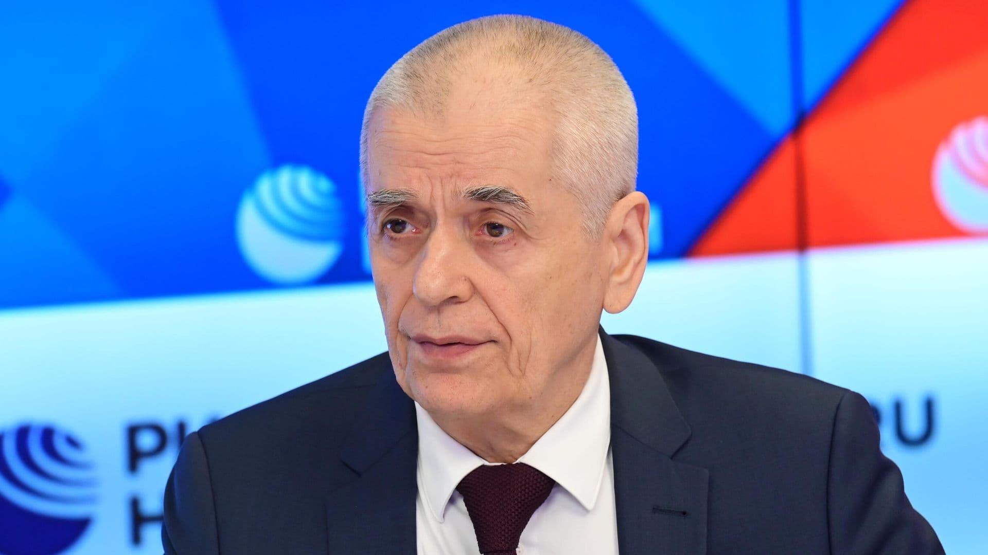 Онищенко назвал болезни, которые "молодеют"