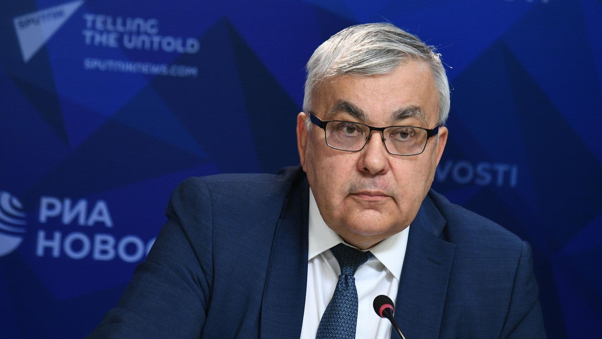 Новый посол в Турции вручил в МИД копии верительных грамот