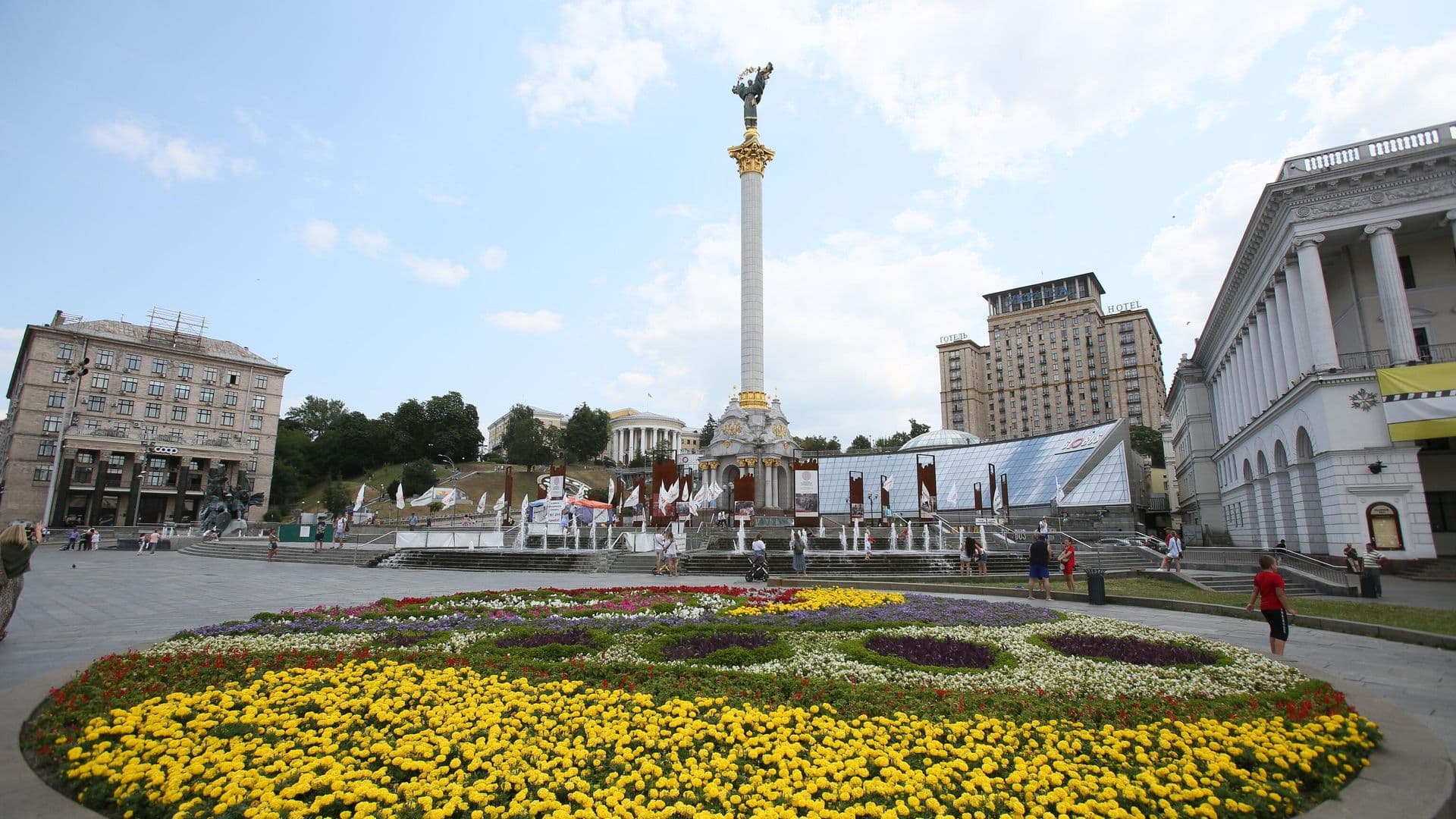 Украинкам предложили рожать по восемь детей