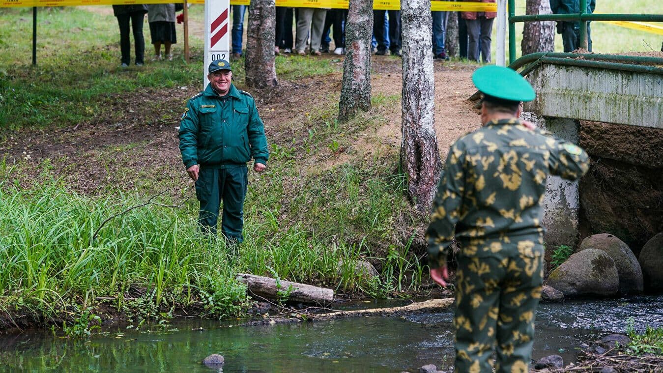 Латвия рассмотрит вопрос полного закрытия границы с Белоруссией