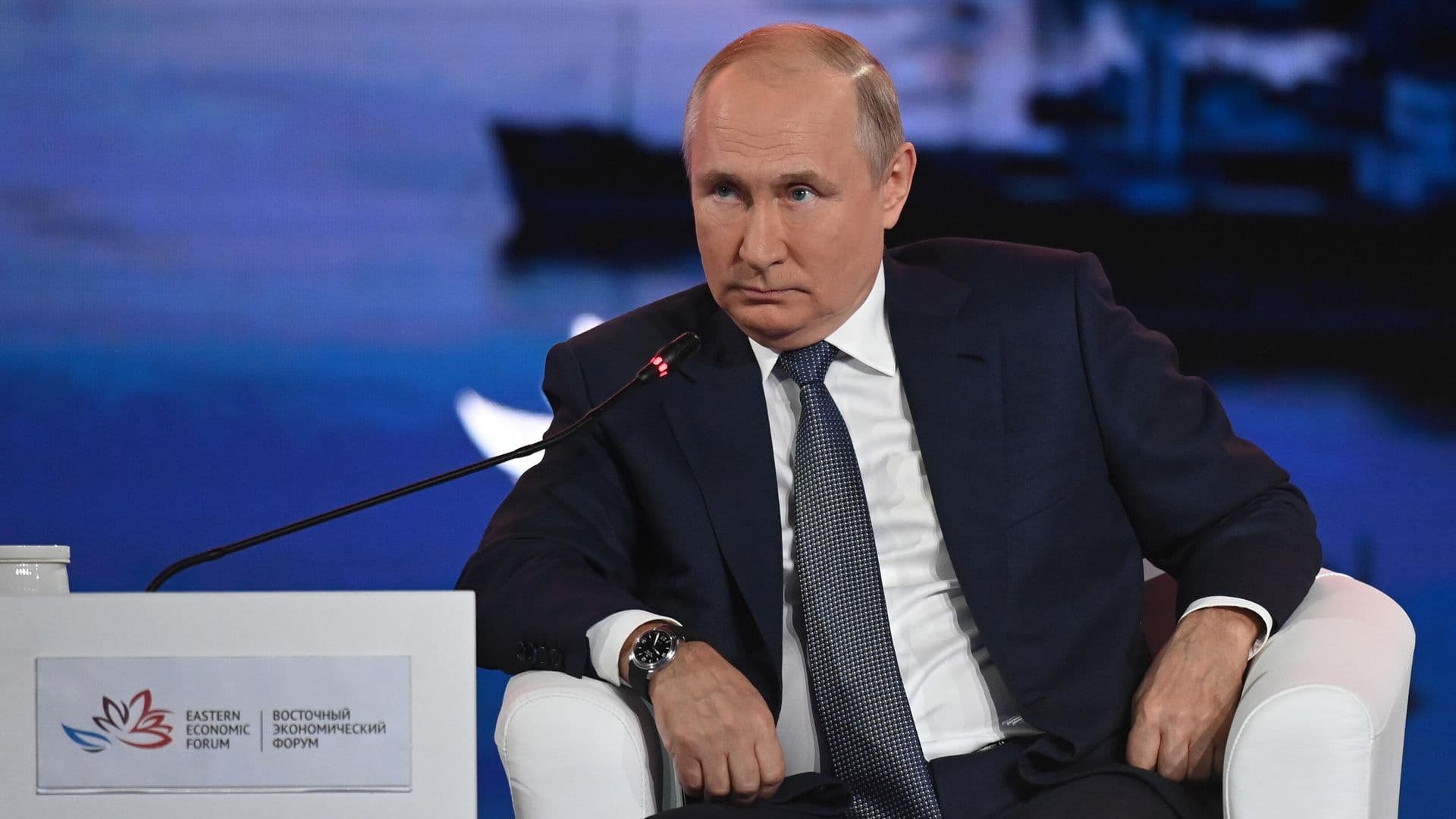 Путин выступит на пленарном заседании ВЭФ