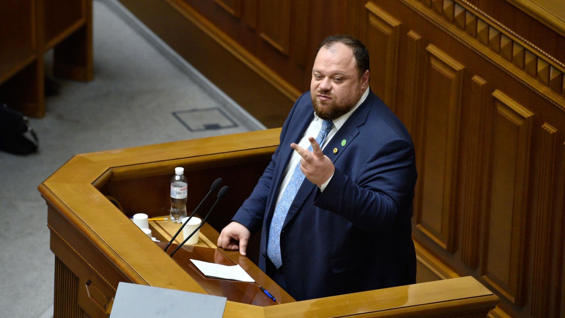 Спикер Рады заявил, что никаких выборов на Украине не будет