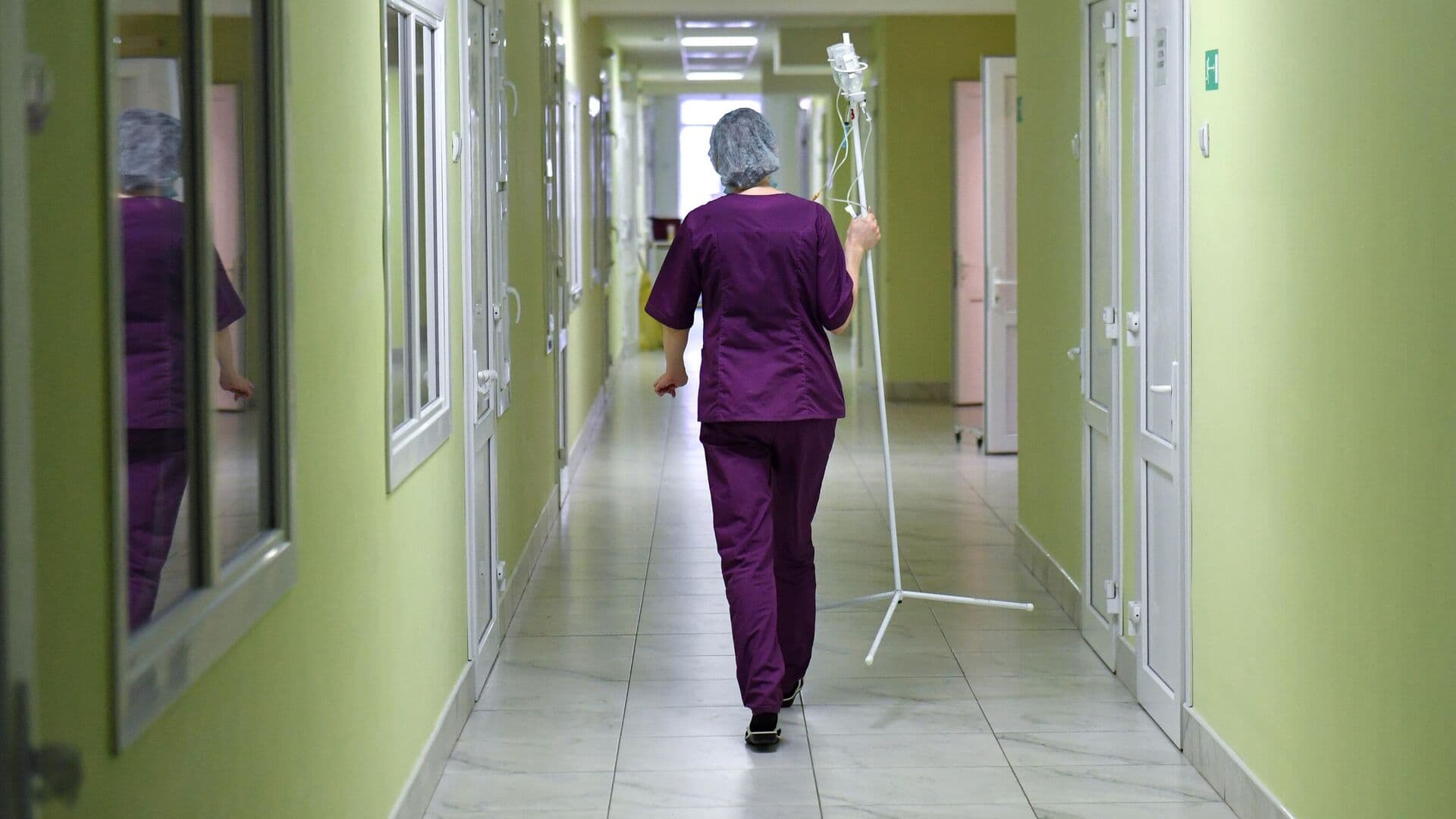 Эвакуированного с Пхукета россиянина направили на реабилитацию