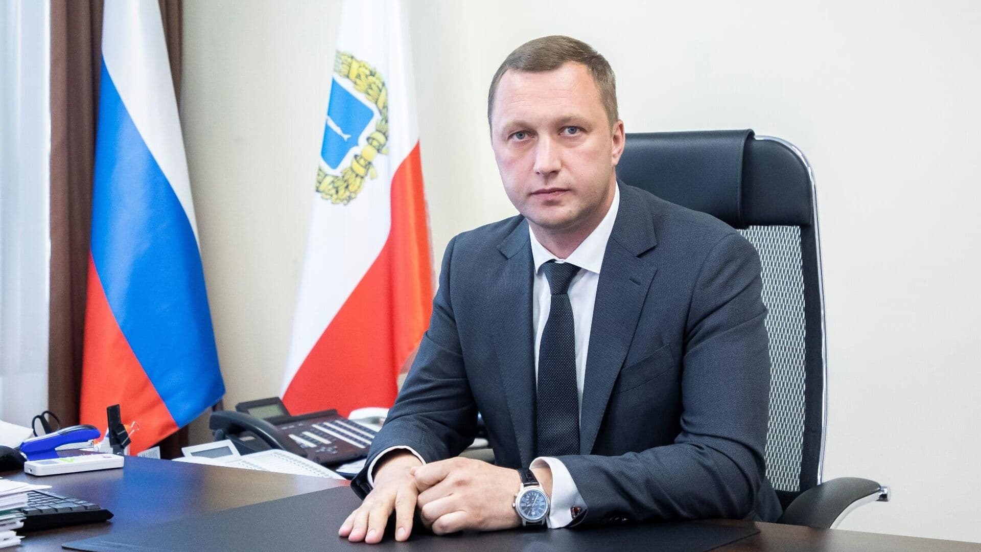 Саратовский губернатор урежет зарплату министрам за недоработки
