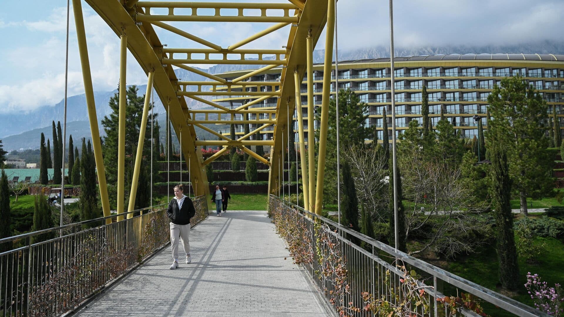 В Крыму рассказали об уровне бронирования отелей на майские праздники