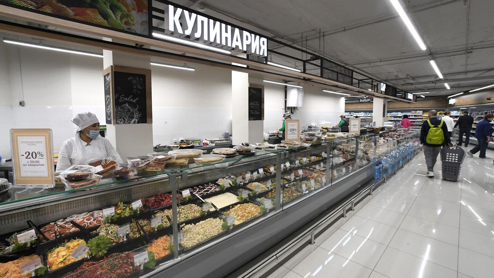 Ученый рассказал об опасности покупки крупы на развес в магазинах