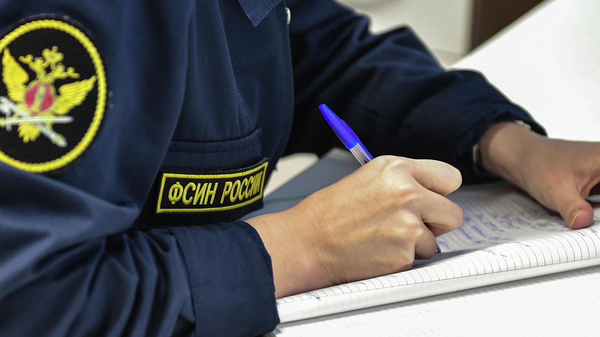 ФСИН создаст семь "суперколоний"