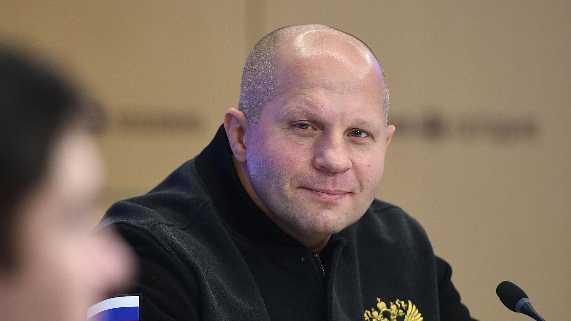 Суд оставил без движения иск Федора Емельяненко к издательству АСТ
