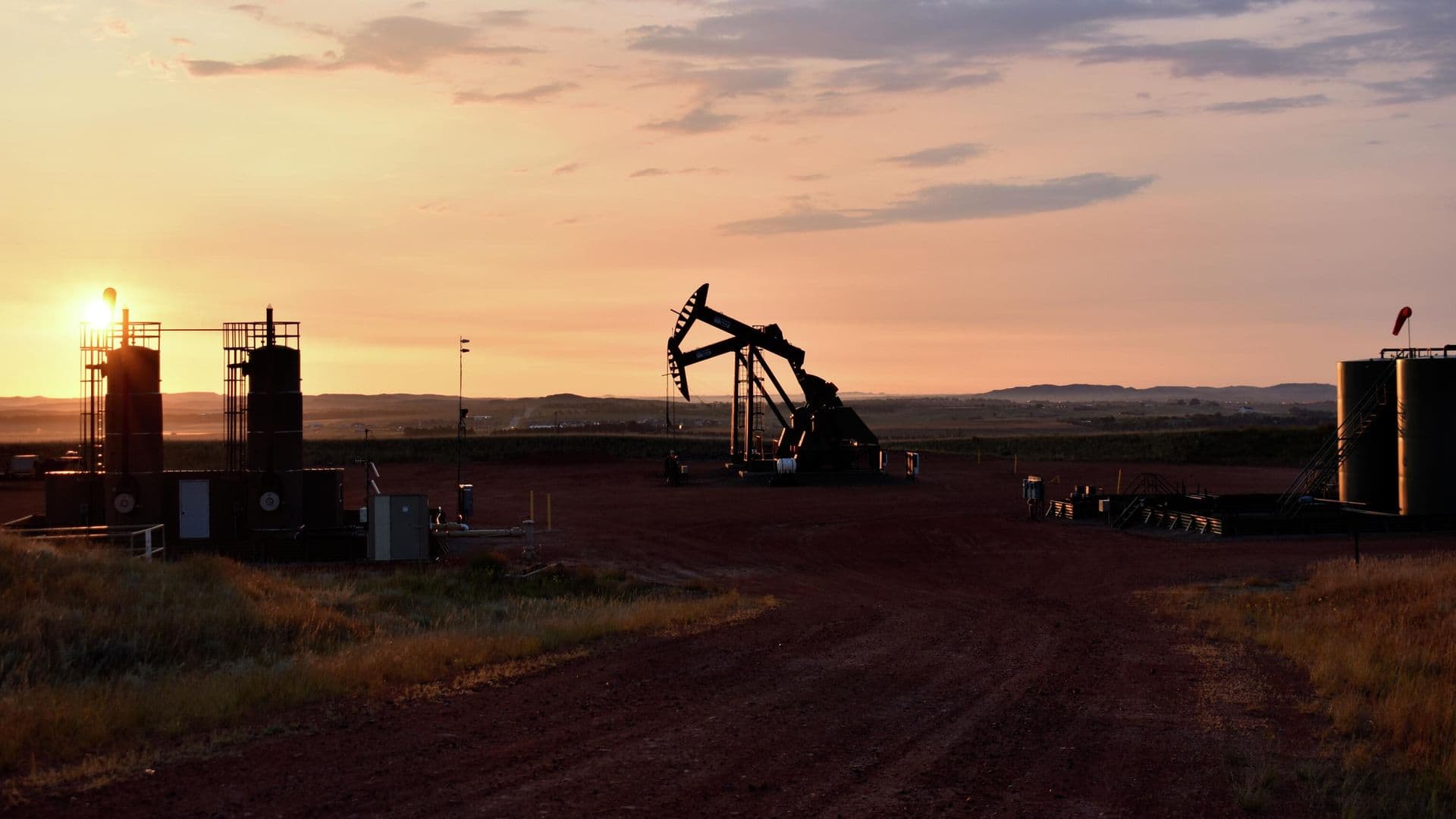 Стратегический резерв нефти в США опустился до минимума с апреля 1983 года
