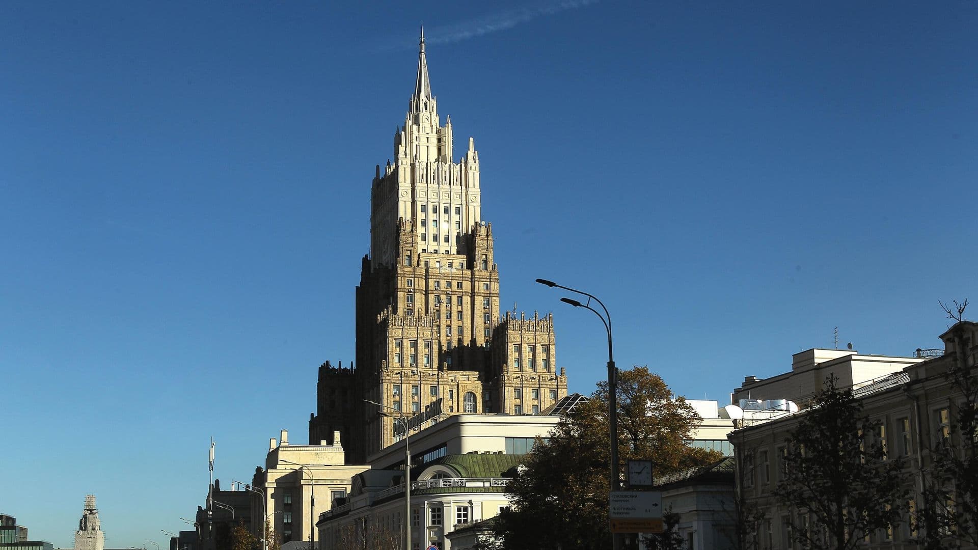 МИД: заявления посла США в Токио о Южных Курилах поощряют реваншизм Японии