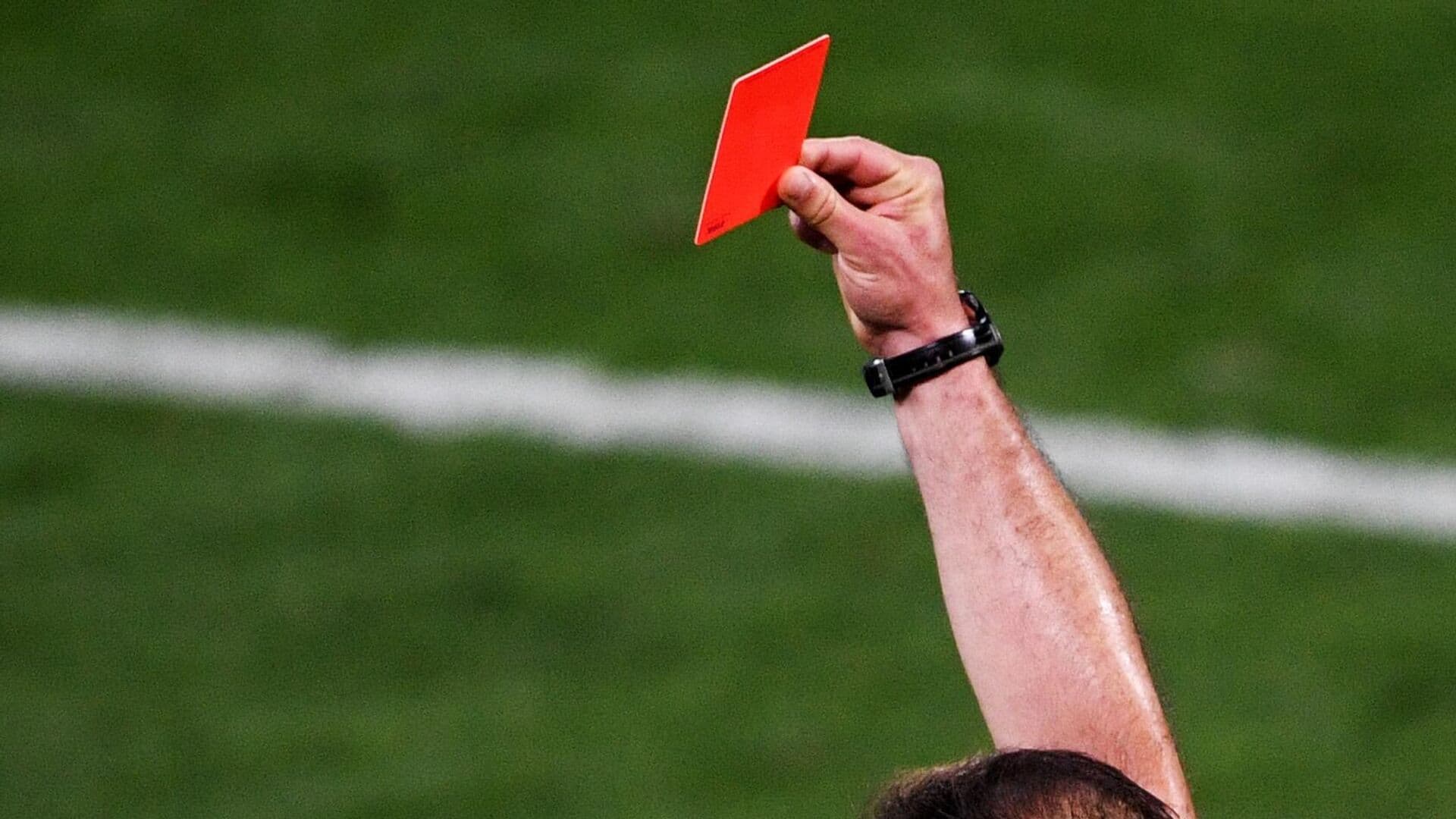 В Эквадоре застрелили судью во время футбольного матча