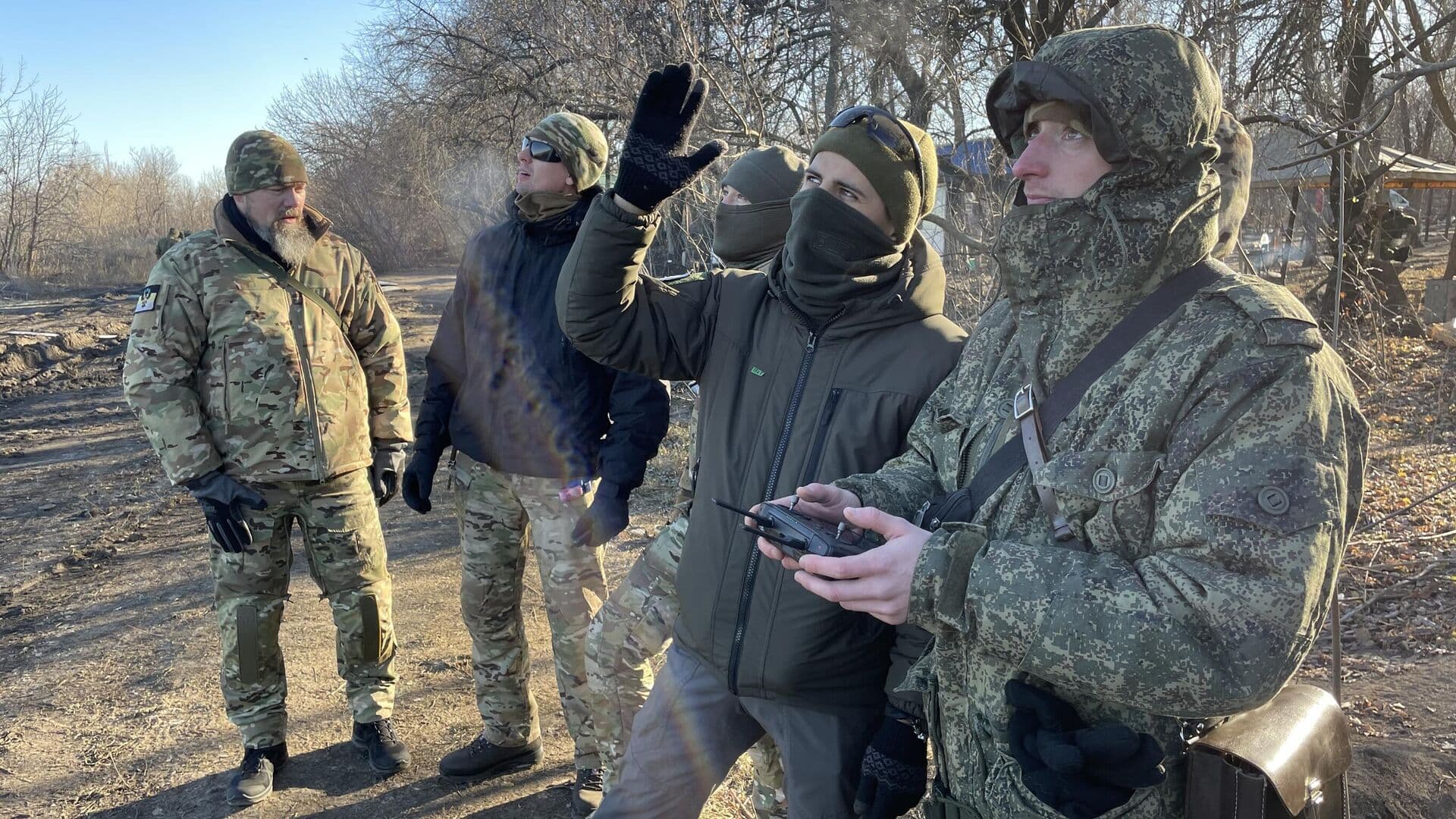 Российские военнослужащие показали новые грузовые дроны "Луна" и "Кощей"