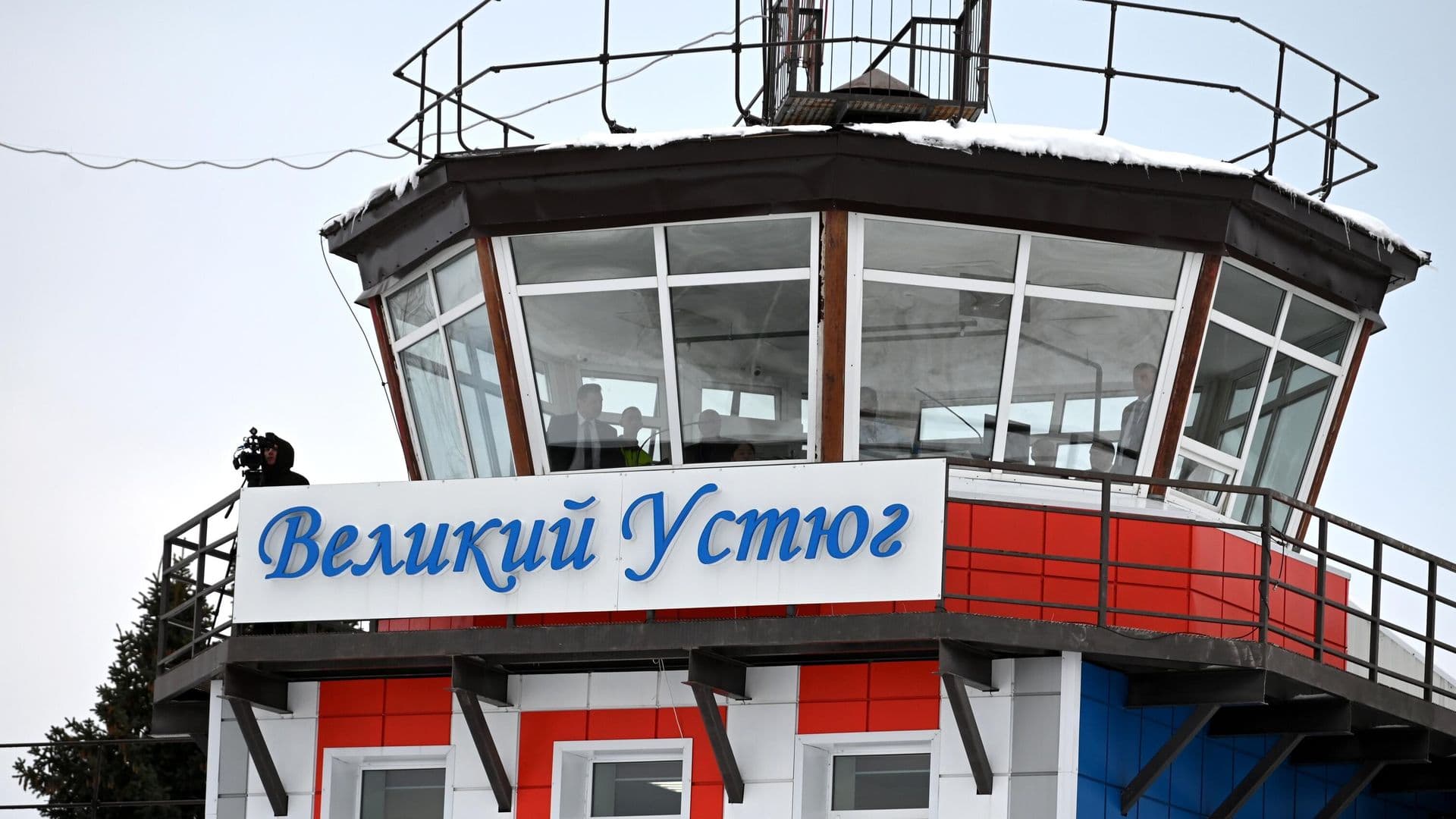 В аэропортах Великого Устюга и Котласа ввели ограничения на полеты