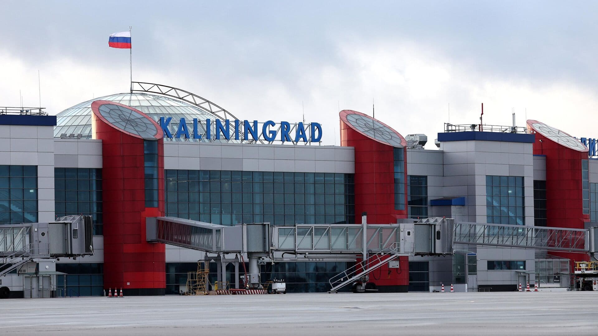 В аэропорту Калининграда отменили четыре рейса