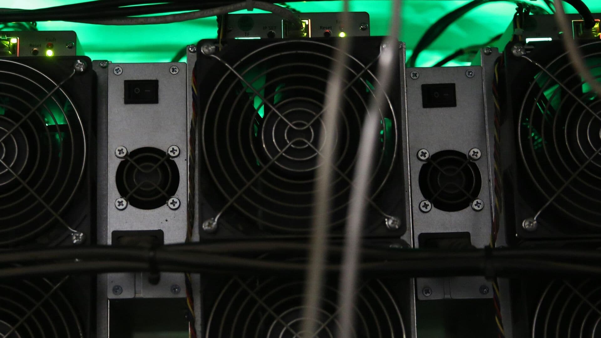 Комитет ГД одобрил проект о штрафах за нелегальный майнинг