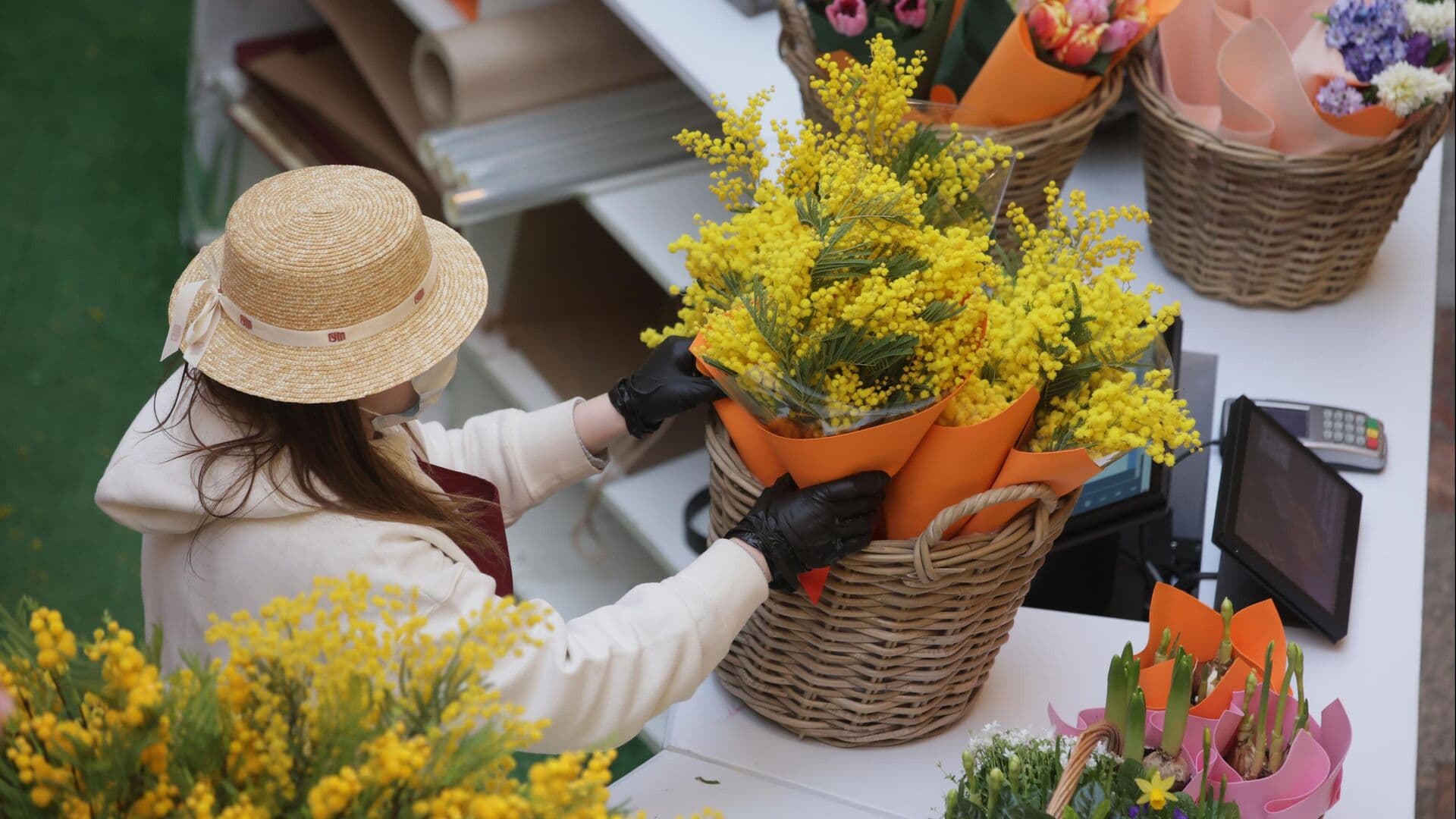 Международный женский день — 8 марта