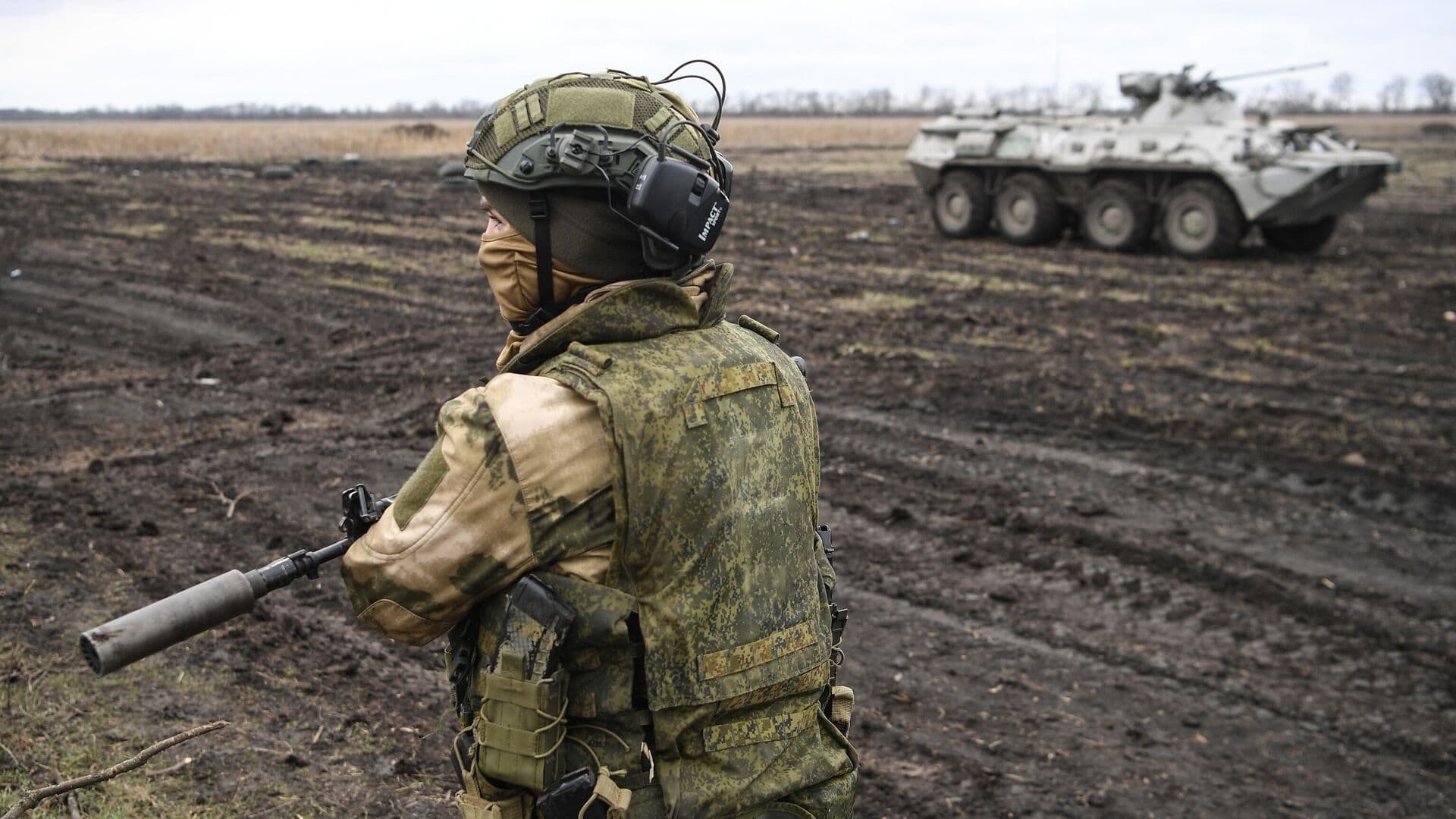 Морпех рассказал, как проводил разведку десяти в метрах от позиций ВСУ