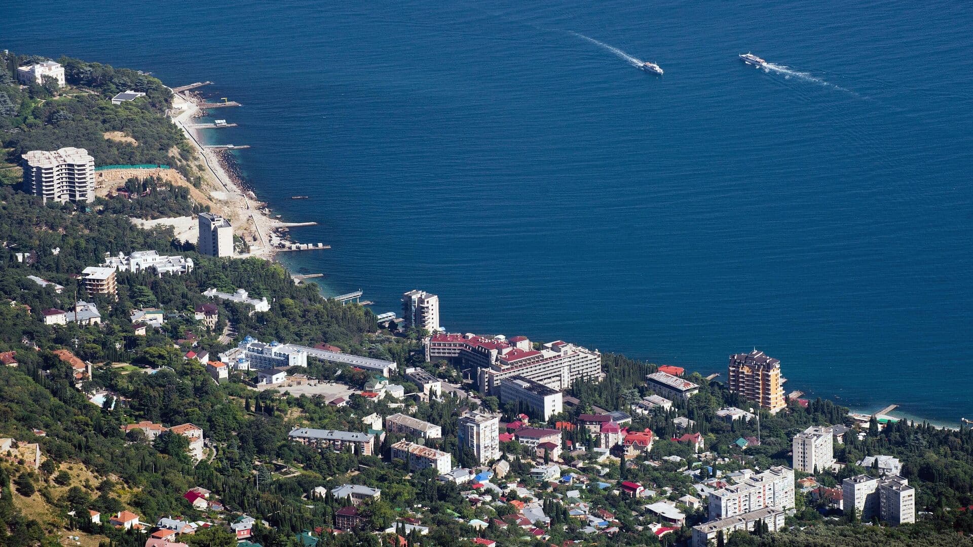 В Крыму в третий раз за день объявили беспилотную опасность