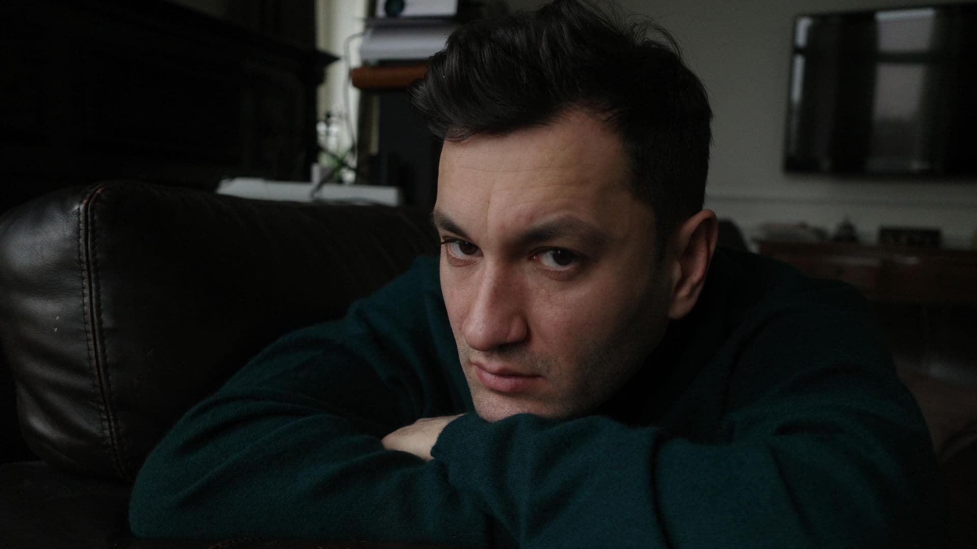 Украинцев стремятся превратить в "киевстонеров", заявил продюсер "Грибов"