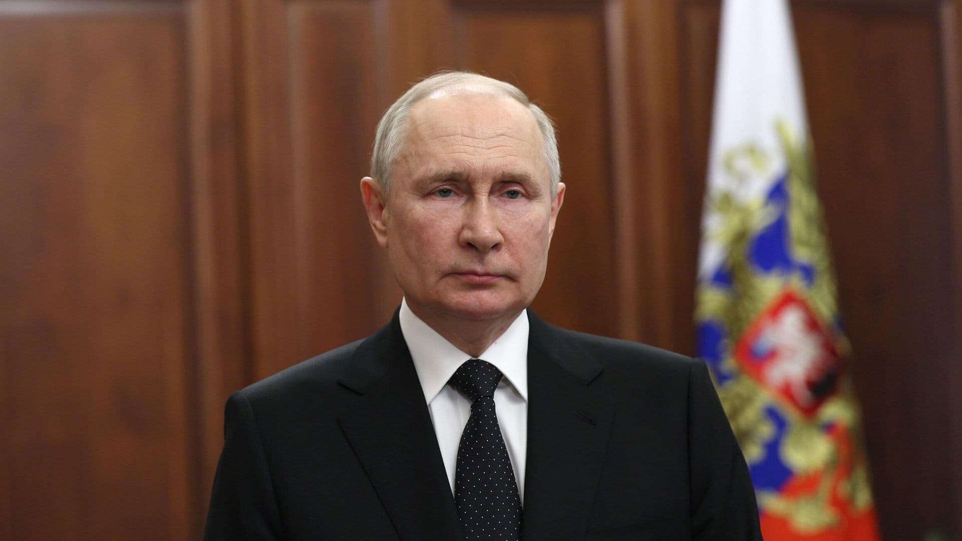 Путин назвал участие в выборах в Госдуму вкладом в укрепление страны