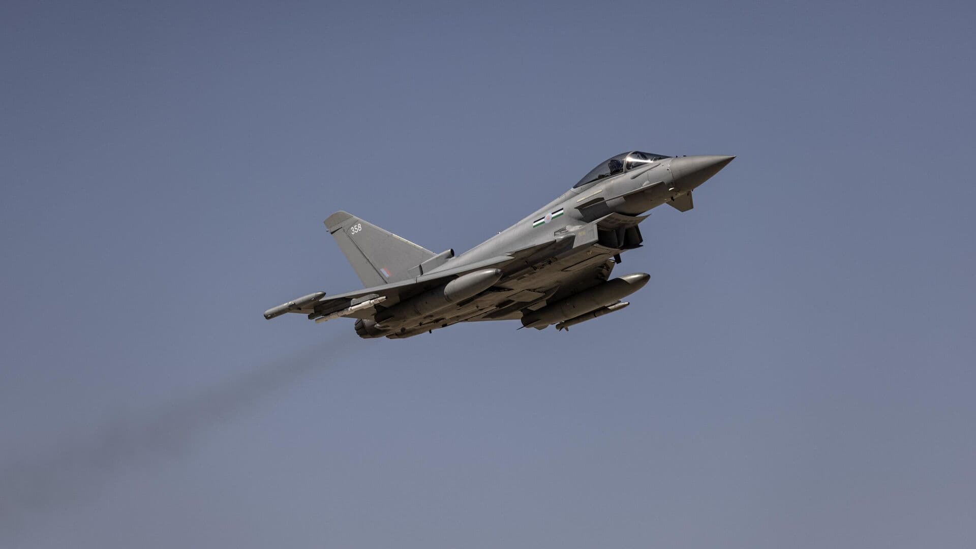 Истребители ВВС Британии вылетели с базы на Кипре