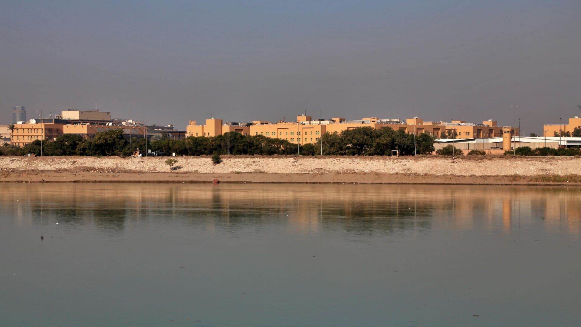 СМИ: БПЛА пытался атаковать логистический центр посольства США в Багдаде