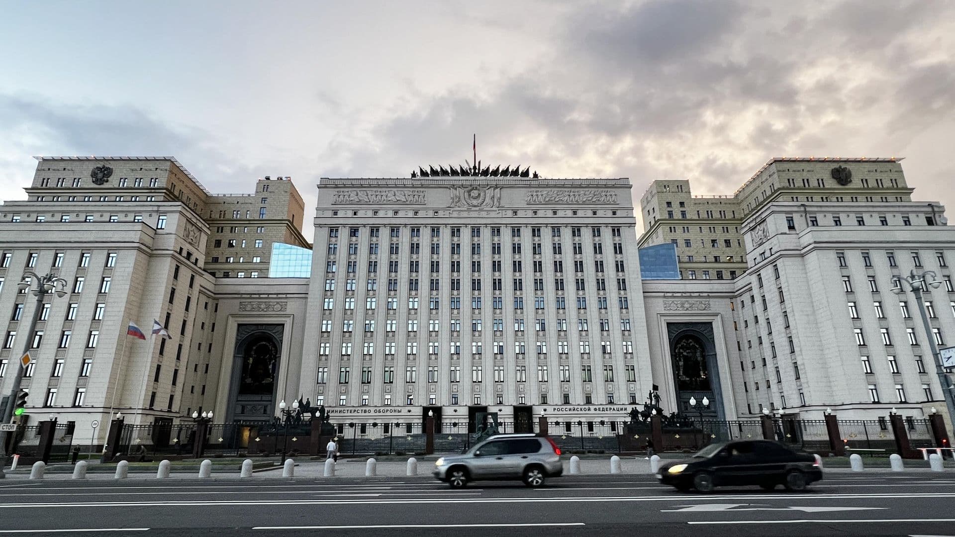 Минобороны работает над планами военного сотрудничества с шестью странами