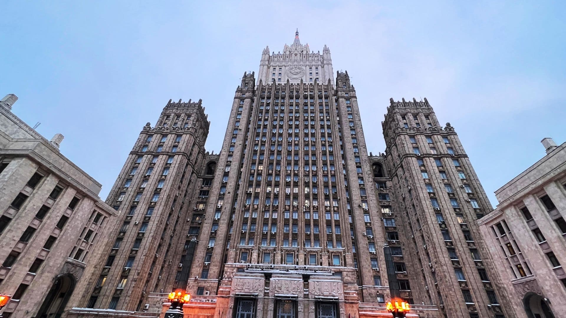 МИД рассчитывает на объективную оценку Ташкентом деятельности Макаренко