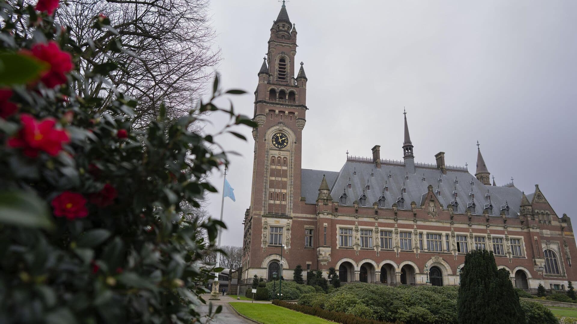 Международный суд ООН стал ареной юридической войны, заявила Захарова