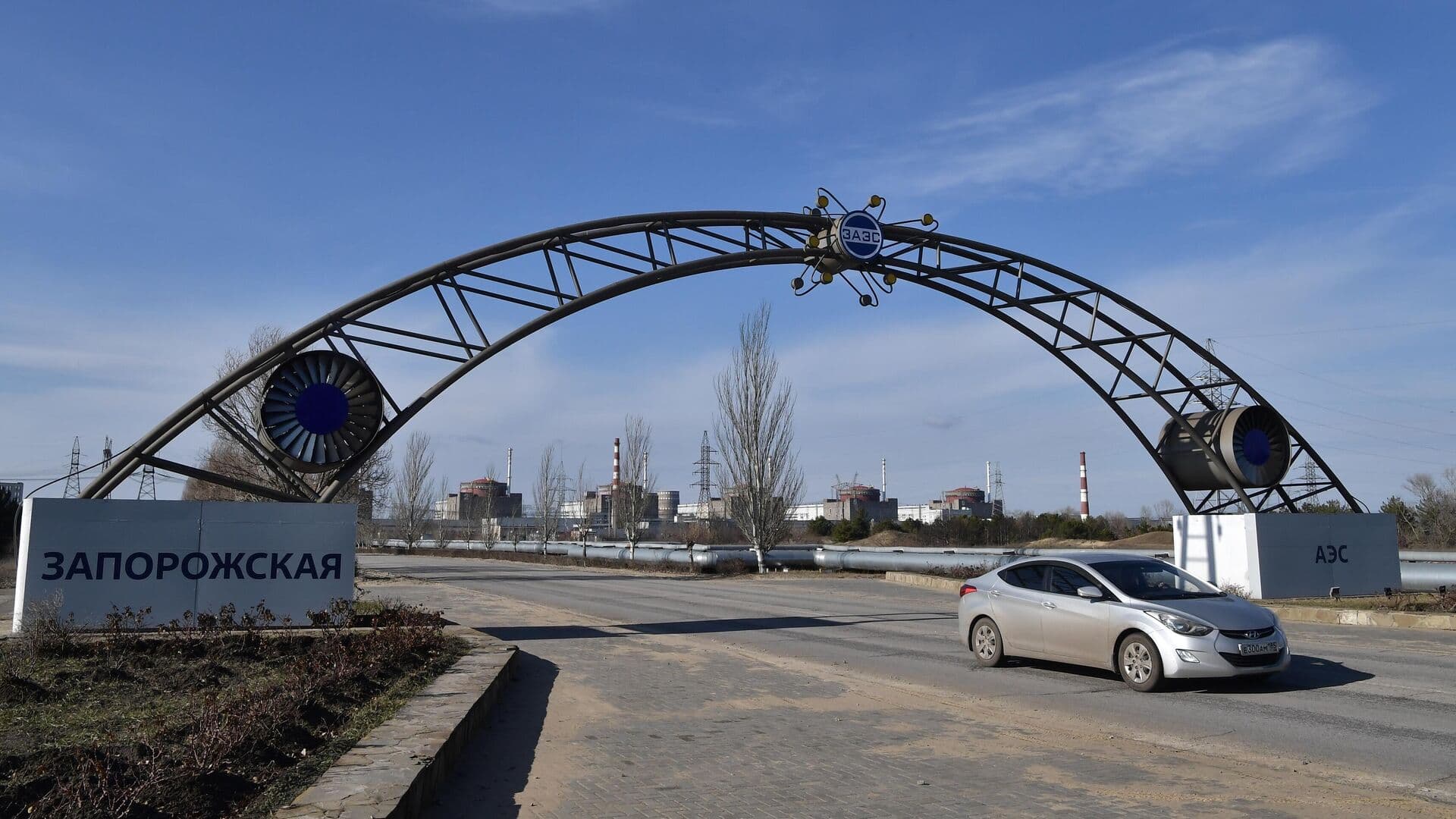 Лихачев заявил о росте военных рисков в районе ЗАЭС и Энергодара