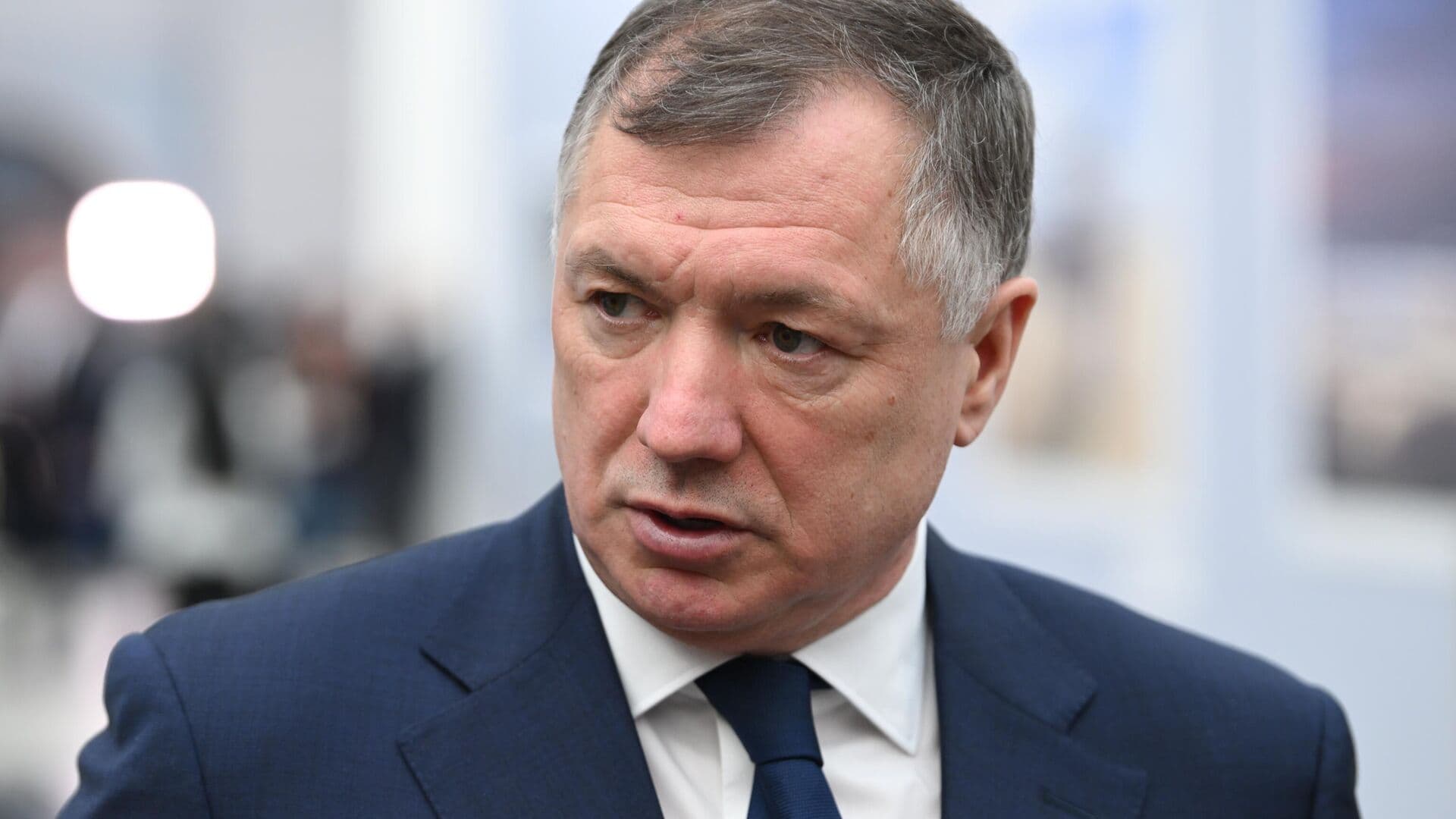 В Мариуполе организовали ежедневную подачу воды, заявил Хуснуллин