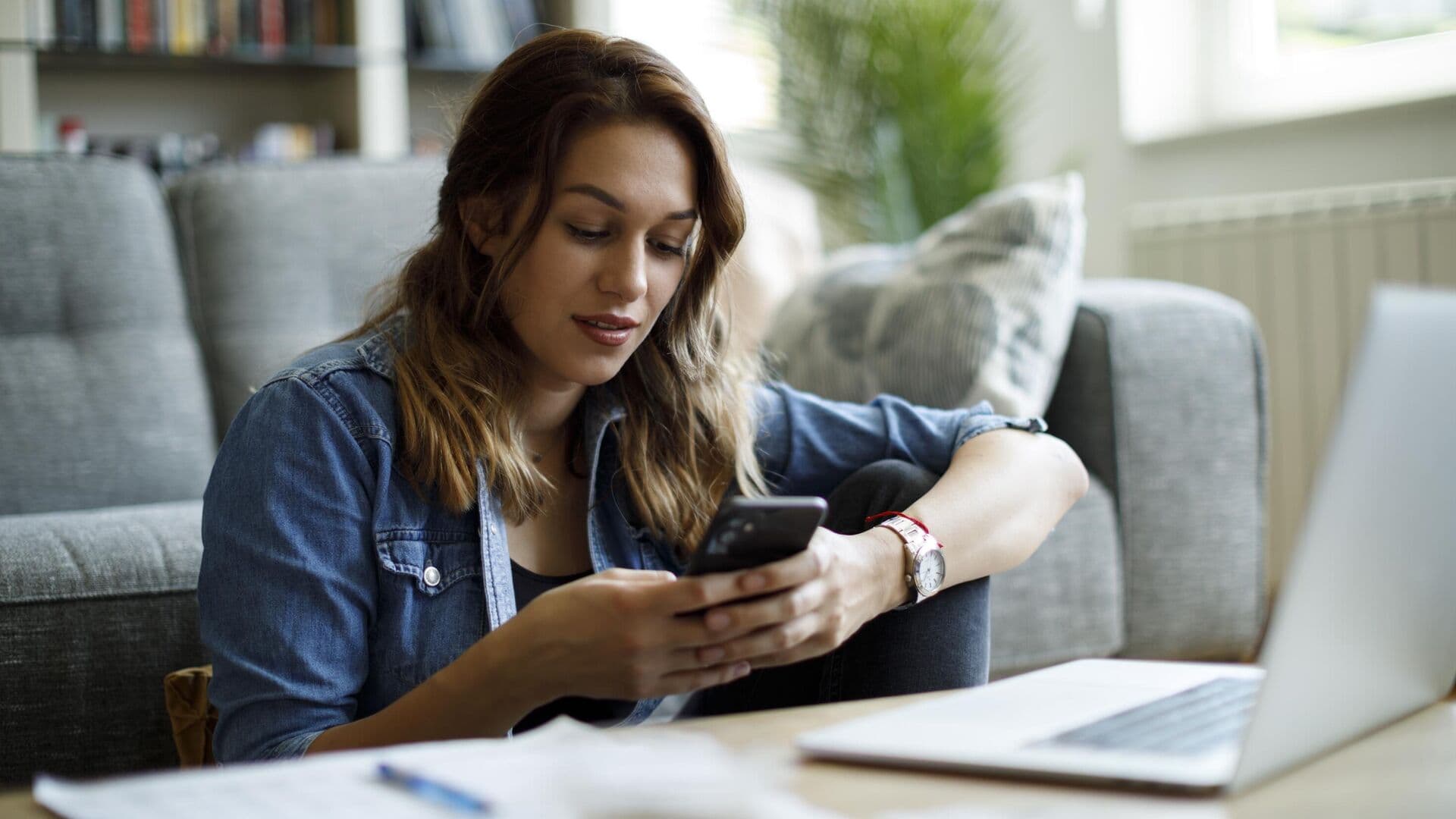 В Китае предложили ограничить просмотр коротких видео в ночное время