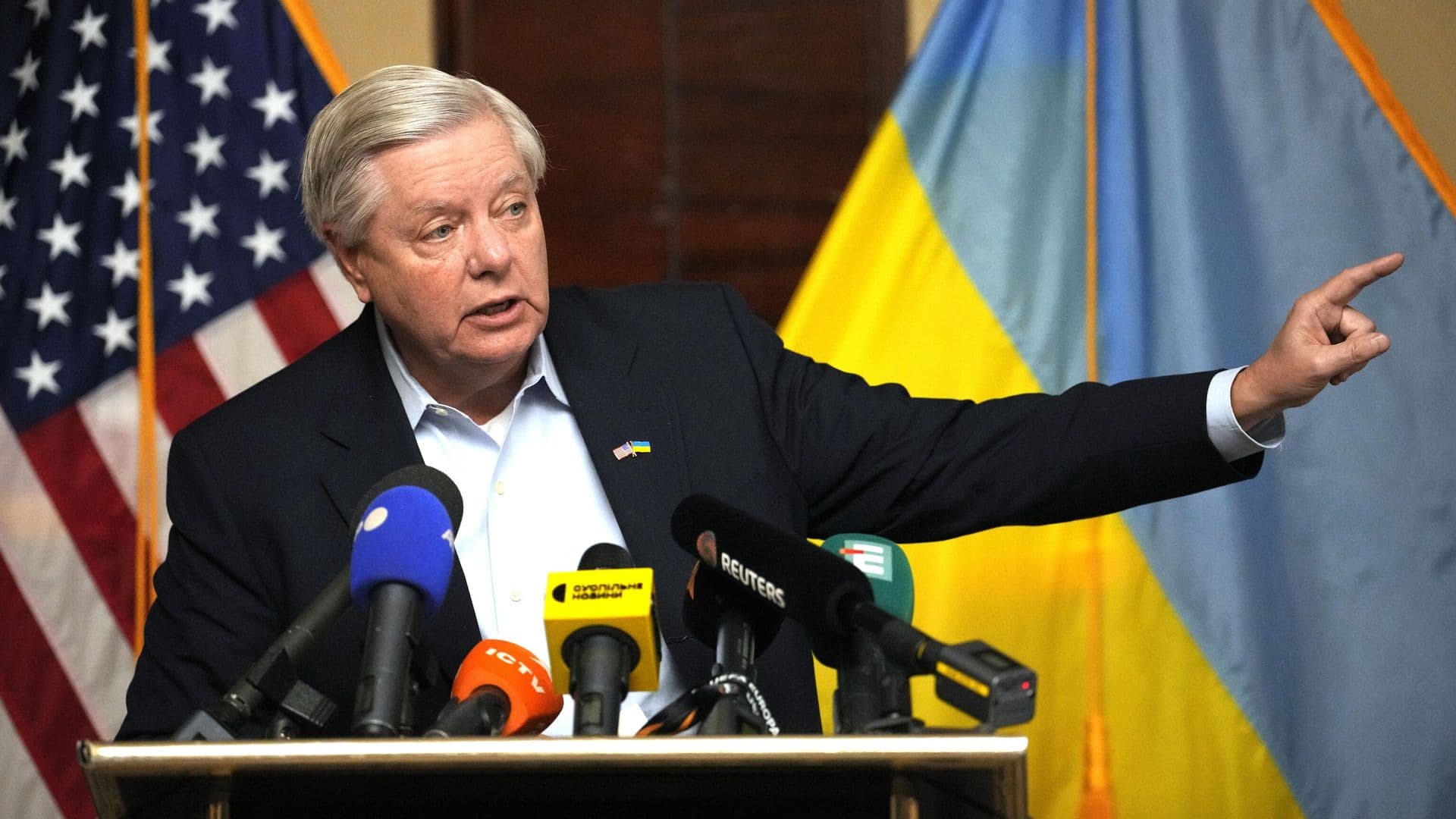 Сенатор Грэм* за несколько дней до смерти посещал Украину